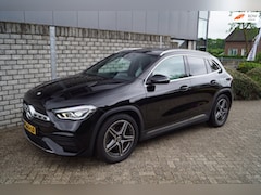Mercedes-Benz GLA-Klasse - 250 4MATIC AMG Line Autom Panodak Luxe Leder Navi Camera Clima Apple Carplay Cruise PDC LM