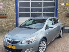 Opel Astra - 1.4 Turbo Cosmo SUPER SALE