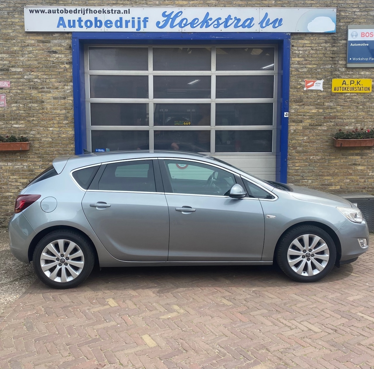 Opel Astra - 1.4 Turbo Cosmo SUPER SALE!!! - AutoWereld.nl