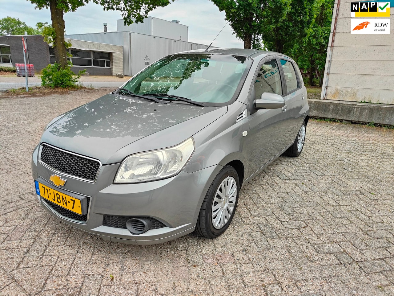 Chevrolet Aveo - 1.2 16V LS 1.2 16V LS ( Airco ) - AutoWereld.nl