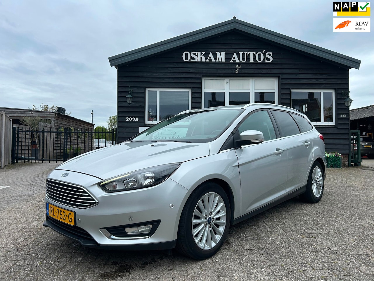 Ford Focus Wagon - 1.0 Titanium Navi, Climate control, afn. trekhaak - AutoWereld.nl