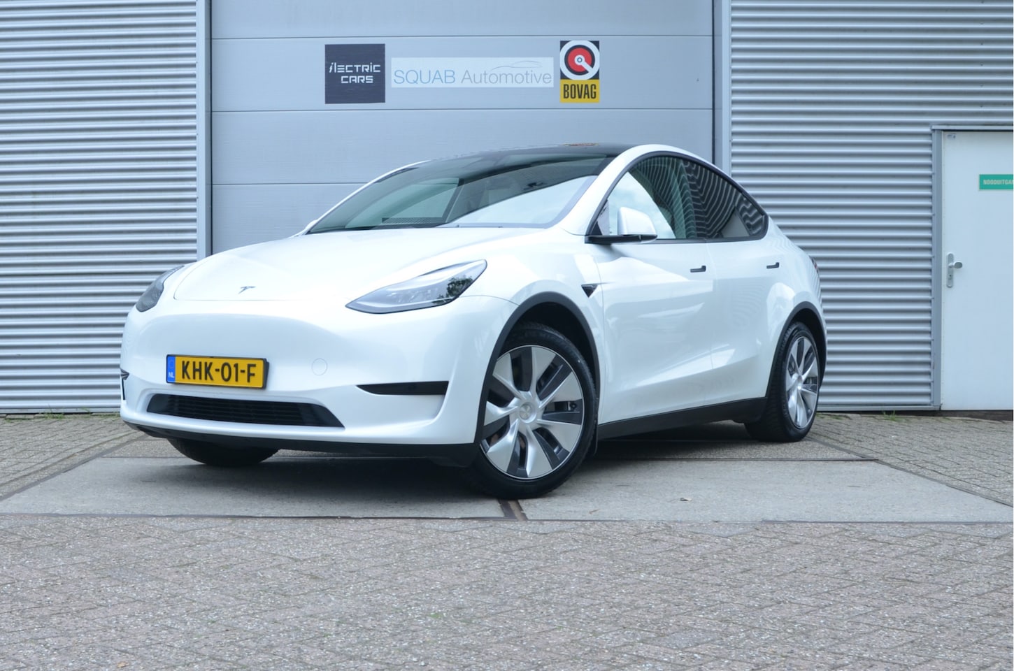 Tesla Model Y - RWD 58 kWh Trekhaak (1.600kg), AutoPilot3.0 Ryzen - AutoWereld.nl
