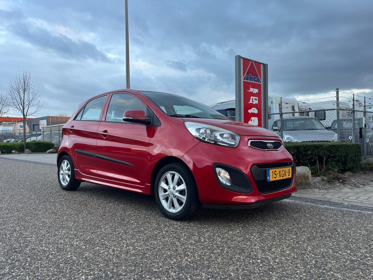 Kia Picanto - 1.2 CVVT ISG Plus Pack | Airco | Allseason banden | Elektrische ramen voor en achter | Sta - AutoWereld.nl