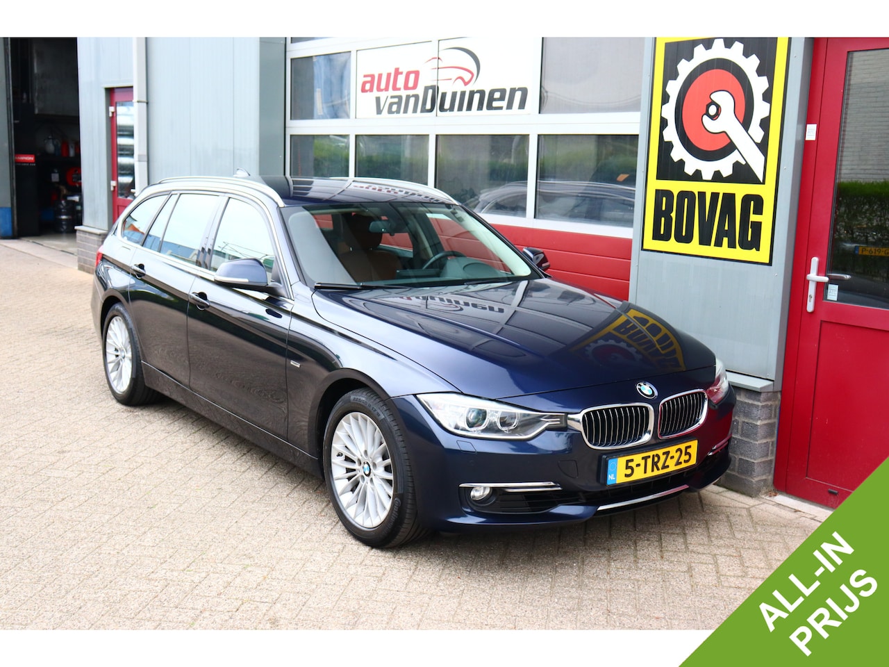 BMW 3-serie Touring - 320i High Executive O.a: Stoelverw, Leder, Clima, Navi, Cruise, PDC, Etc. All-in prijs! - AutoWereld.nl