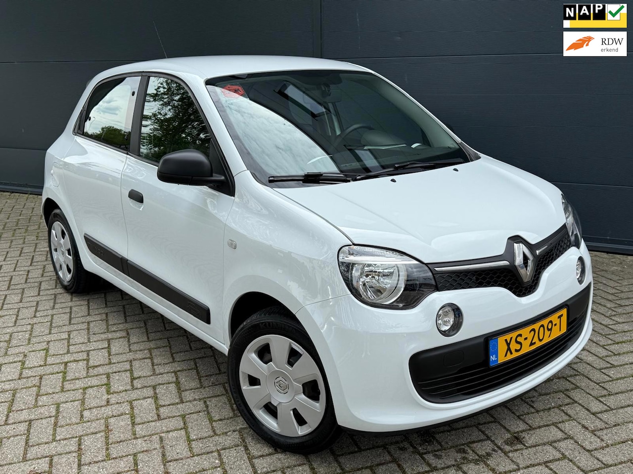 Renault Twingo - 1.0 SCe Life/5D/cruise/Bluetooth - AutoWereld.nl