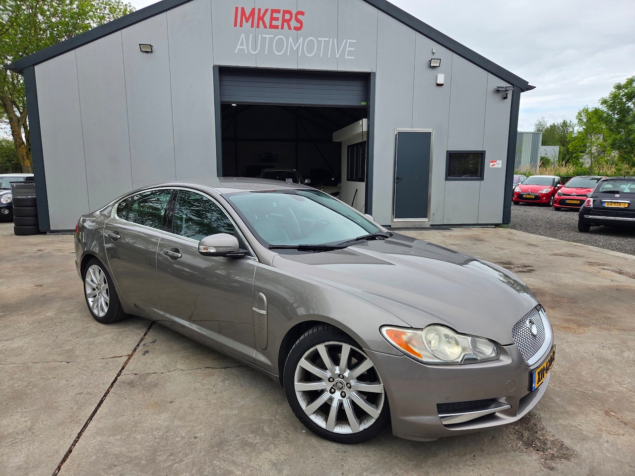 JAGUAR XF