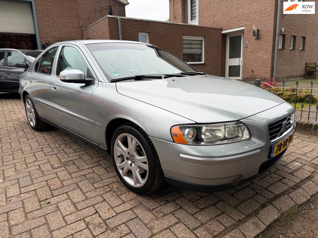 Volvo S60 - 2.4 Momentum 2.4 Momentum - AutoWereld.nl