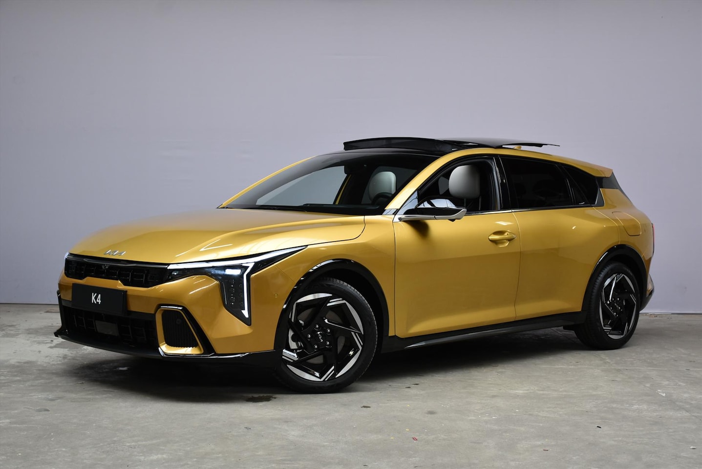 Kia K4 - 1.0 T-GDi MHEV 115pk DCT7 GT-PlusLine - AutoWereld.nl