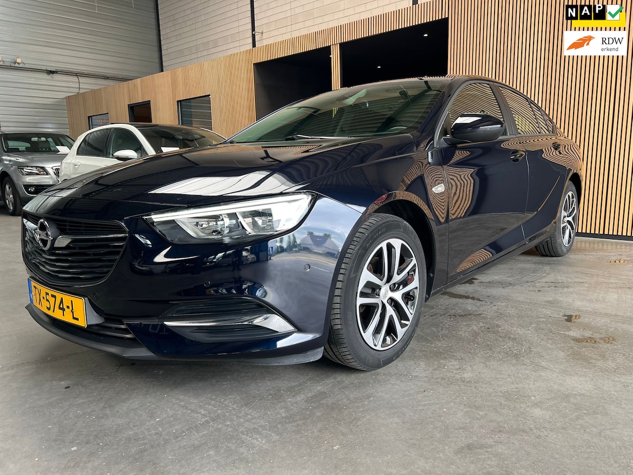Opel Insignia Grand Sport - 1.5 Turbo Online Edition Camera|Cruise|Carplay|NAP - AutoWereld.nl