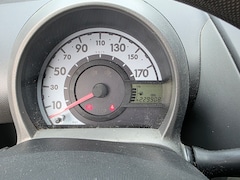 Peugeot 107 - 1.0-12V XS