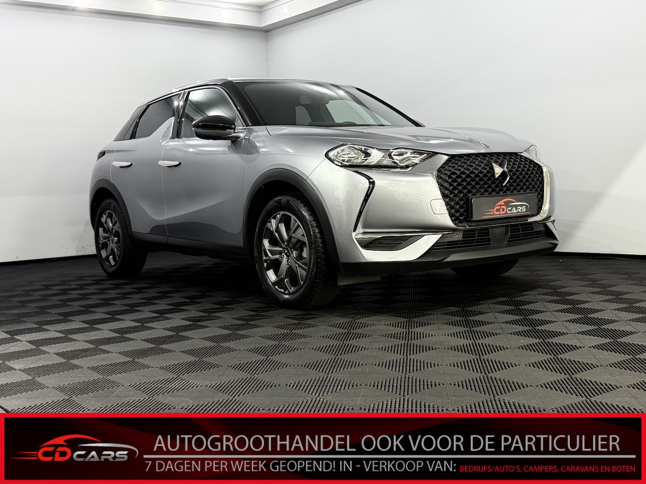 DS 3 Crossback - 1.2 PureTech Business Camera, Apple carplay, Rijstrook correctie, Cruise control, Clima, K - AutoWereld.nl
