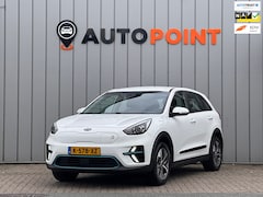 Kia e-Niro - DynamicLine 64 kWh SOH 100% TREKHAAK