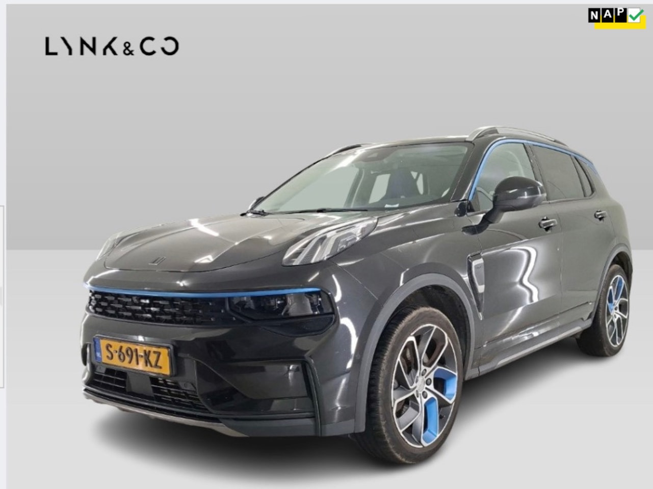 Lynk & Co 01 - 1.5 261pk PHEV 7DCTH | Orig.NL | PanoramaDak | 360 graden Camera | Carplay | - AutoWereld.nl