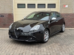 Alfa Romeo Giulietta - 1.7 TBi Quadrifoglio Verde Nero etna|APK 06-2027|Nwe Turbo