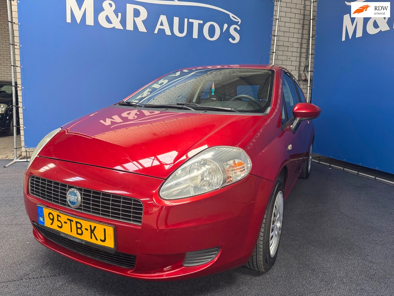 Fiat Grande Punto - 1.2 Sportsound 1.2 Sportsound Nieuwe APK - AutoWereld.nl