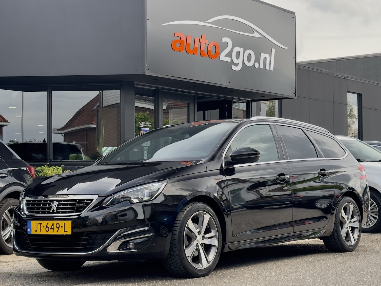 Peugeot 308 SW - 1.2 AUT6 GT-lINE PANODAK NAVI CAMERA LED LMV PDC - AutoWereld.nl