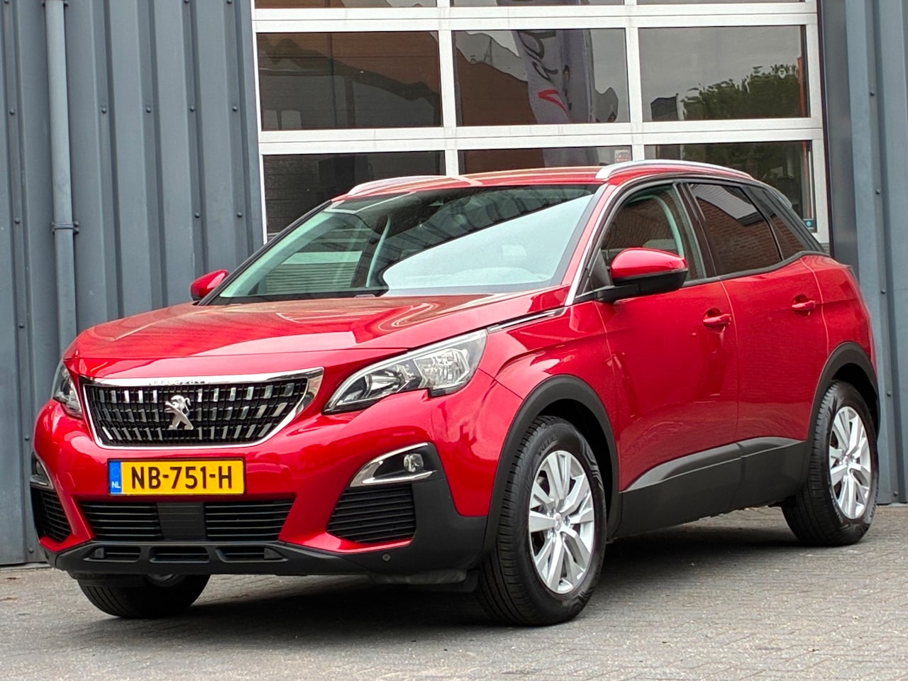 Peugeot 3008 - 1.2 PureTech Climate controle Camera Navigatie Trekhaak - AutoWereld.nl
