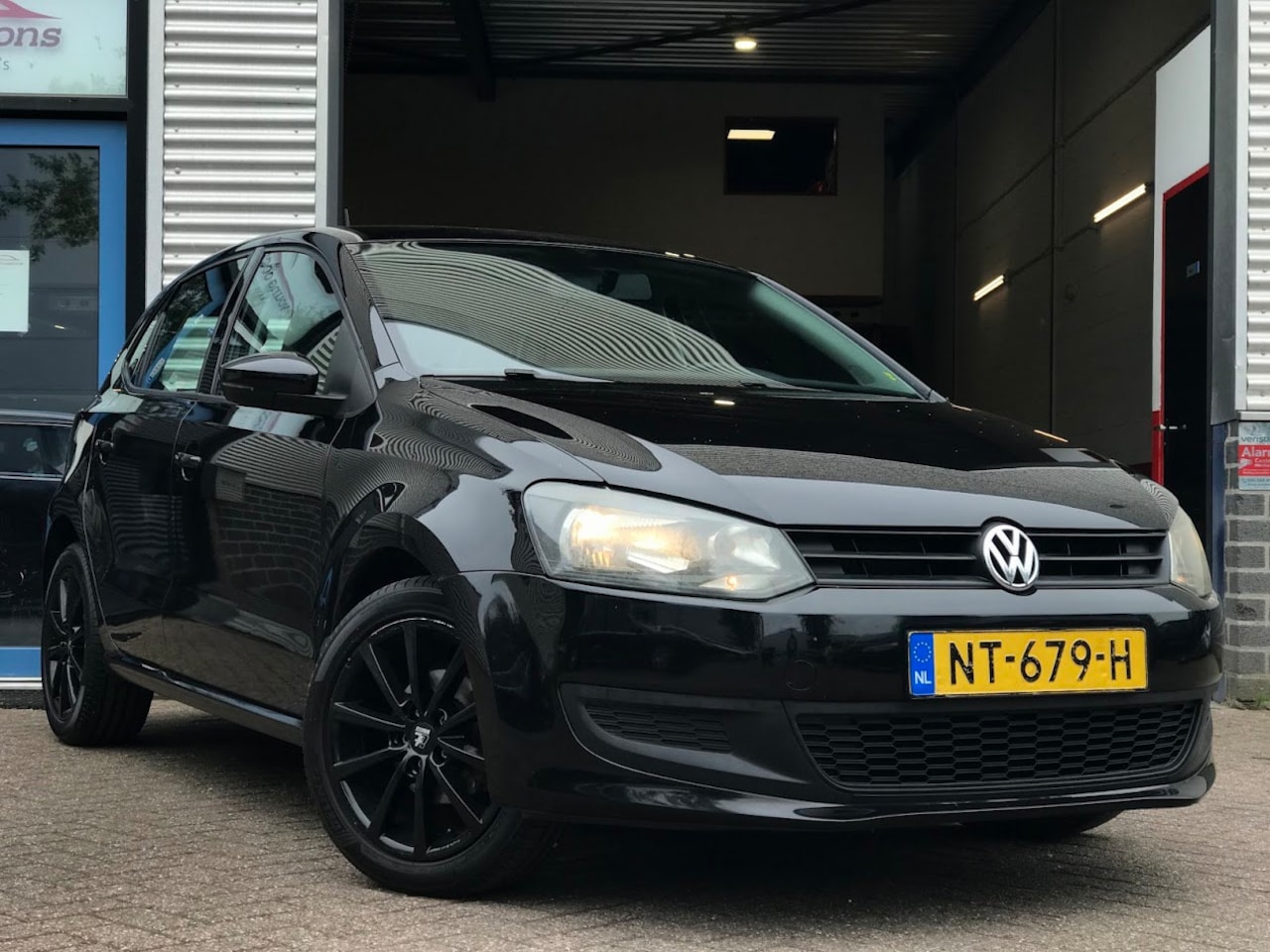 Volkswagen Polo - 1.2-12V Comfortline|Cruise|LM|Airco - AutoWereld.nl