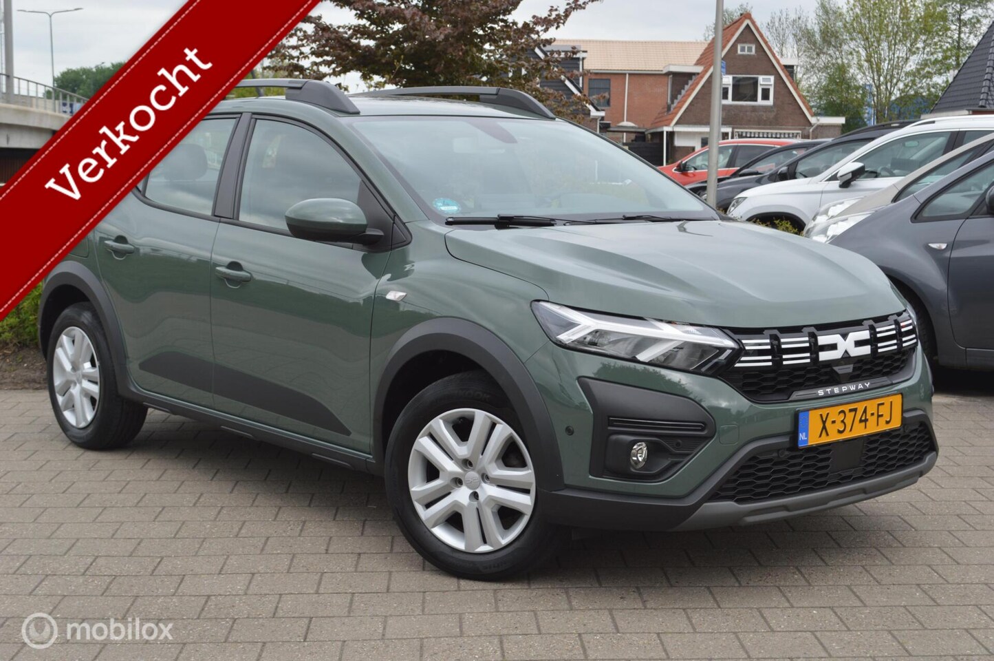 Dacia Sandero Stepway - 1.0 TCe 100 AUTOMAAT Expression | A-Camera | Trekhaak - AutoWereld.nl