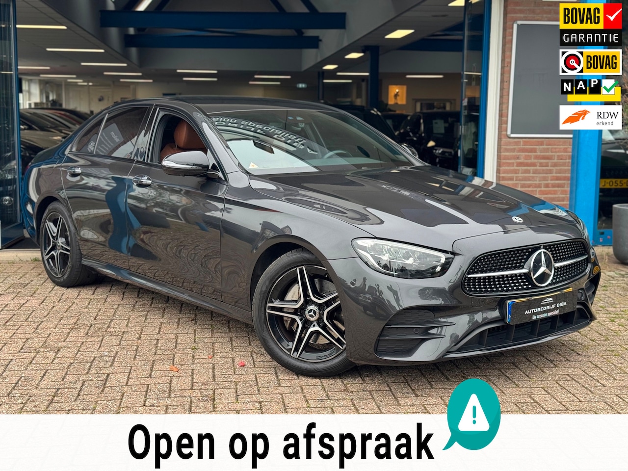 Mercedes-Benz E-klasse - 200 AMG 2022 AUT NAVI LEDER LM NAP! - AutoWereld.nl