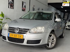 Volkswagen Jetta - 1.6 Trendline/ AUTOMAAT/ nap/ 1jaar apk/ airco/ EL-ramen/ zeer nette auto