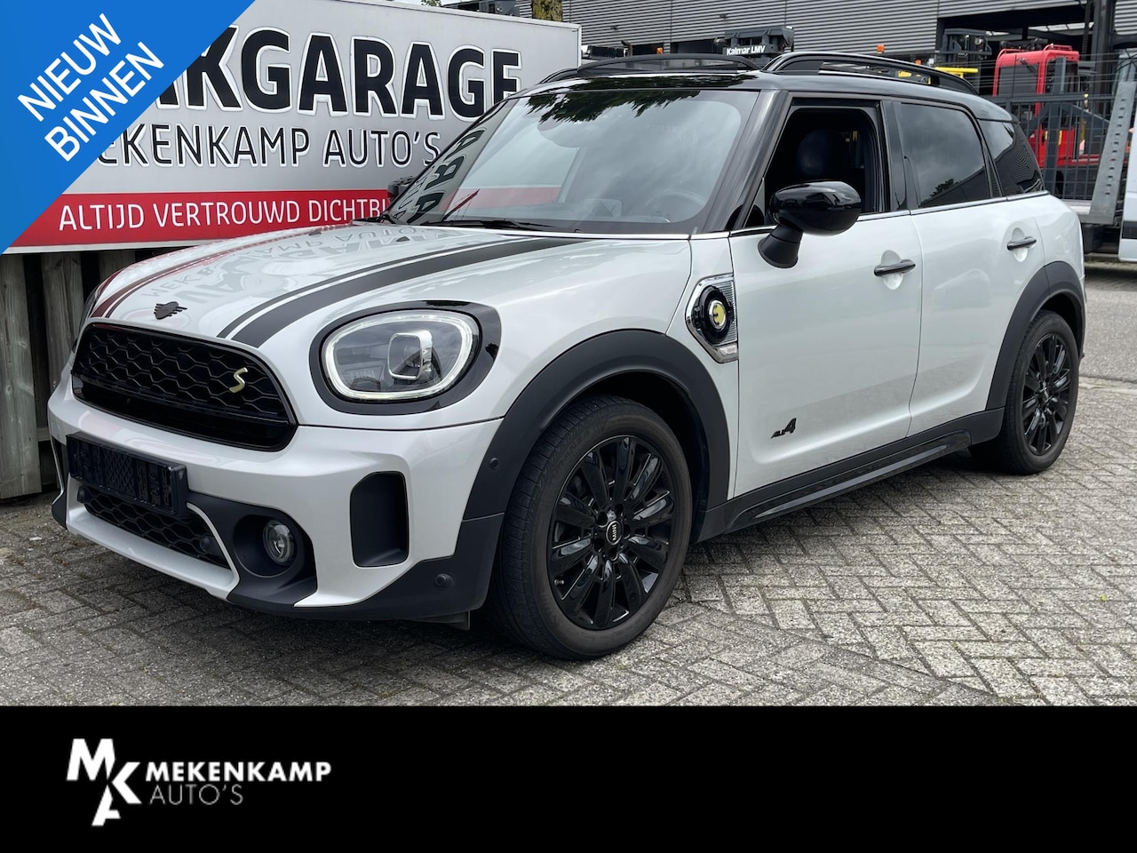 MINI Countryman - Mini 1.5 Cooper S E ALL4 18"/Panoramadak/Adaptieve cruise/Leder + memory + stoelverwarming - AutoWereld.nl