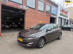 Peugeot 308 - 1.2 PureTech 110pk Allure Navi Clima Cruise NAP
