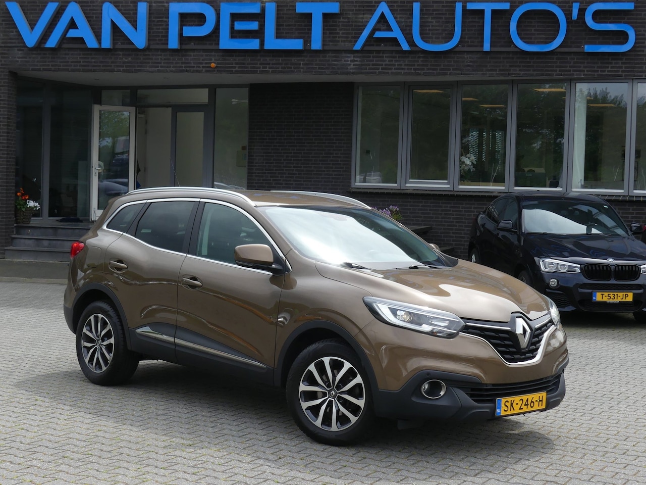 Renault Kadjar - 1.2 TCe 131PK Automaat Limited / Trekhaak / - AutoWereld.nl