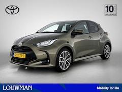 Toyota Yaris - 1.5 Hybrid 130 Executive | Parkeersensoren | Climate control | Winterpakket | Dealeronderh