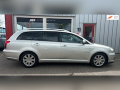 Toyota Avensis Wagon - 1.8 VVTi Terra Carplay