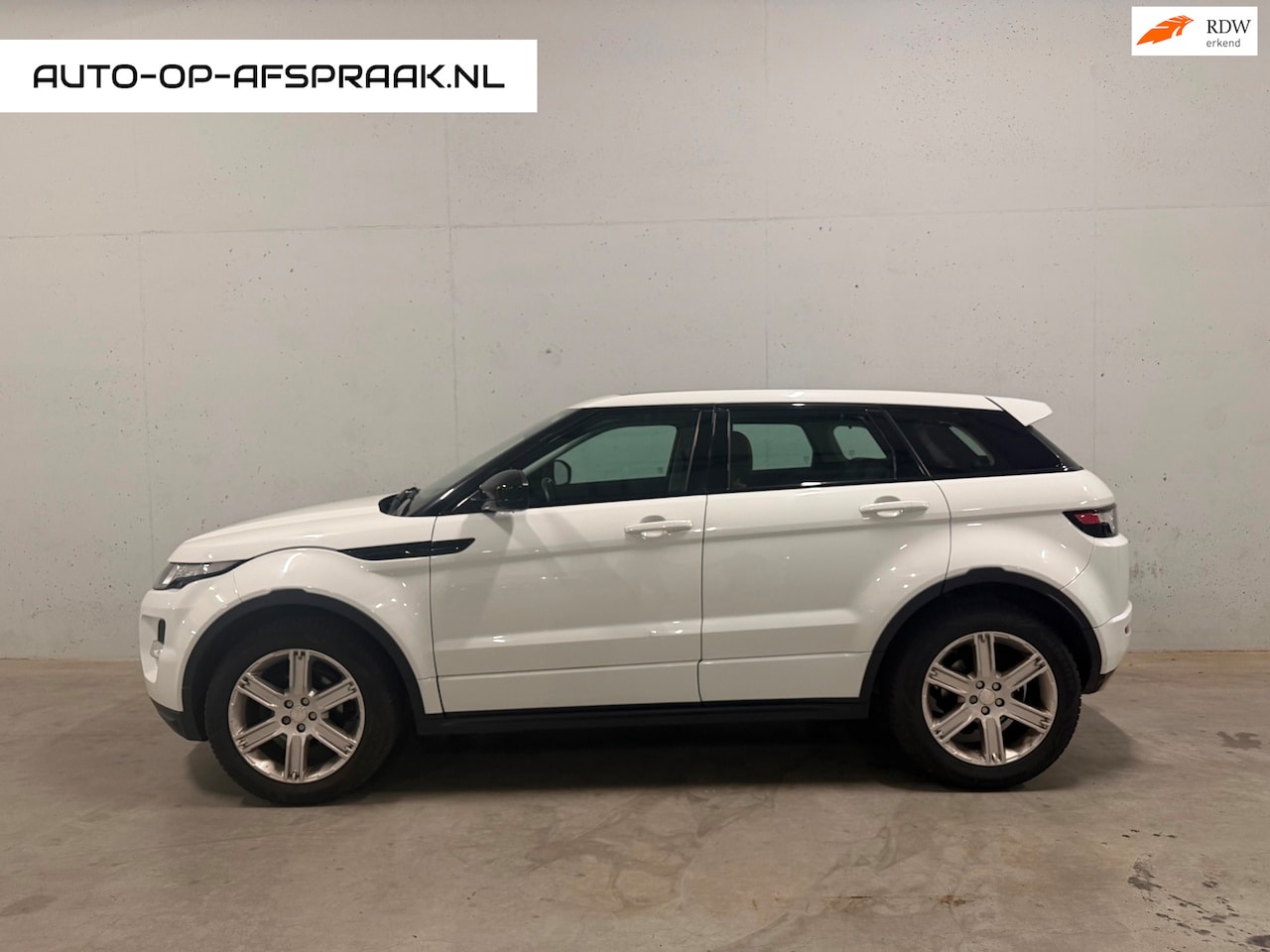 Land Rover Range Rover Evoque - 2.2 eD4 Pano Leer Navi Cruise Meridian Memory - AutoWereld.nl