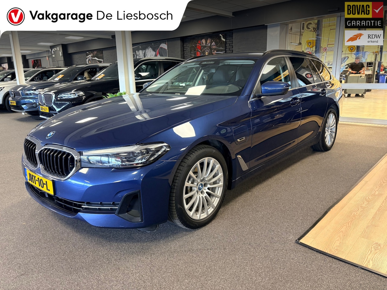 BMW 5-serie Touring - 530e Business Edition Plus / trekhaak / Leder / pdc / 360 camera/cruise Adaptive - AutoWereld.nl