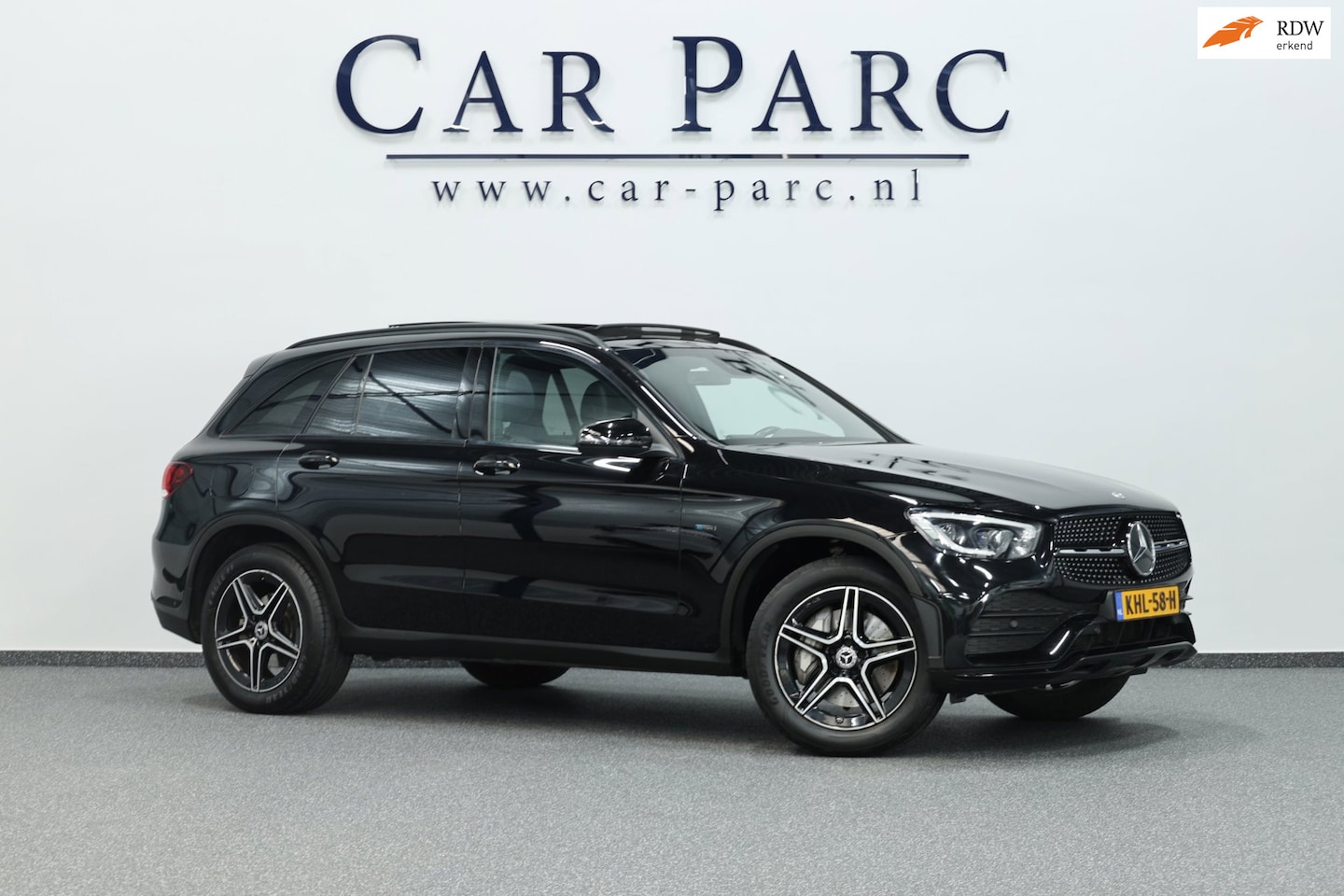 Mercedes-Benz GLC-klasse - 300e 4MATIC AMG-Line Plugin-in FACELIFT/LED/VIRTUAL/SFEER/PANO/LEER+S.VERWARMING/CAM/ACC/1 - AutoWereld.nl