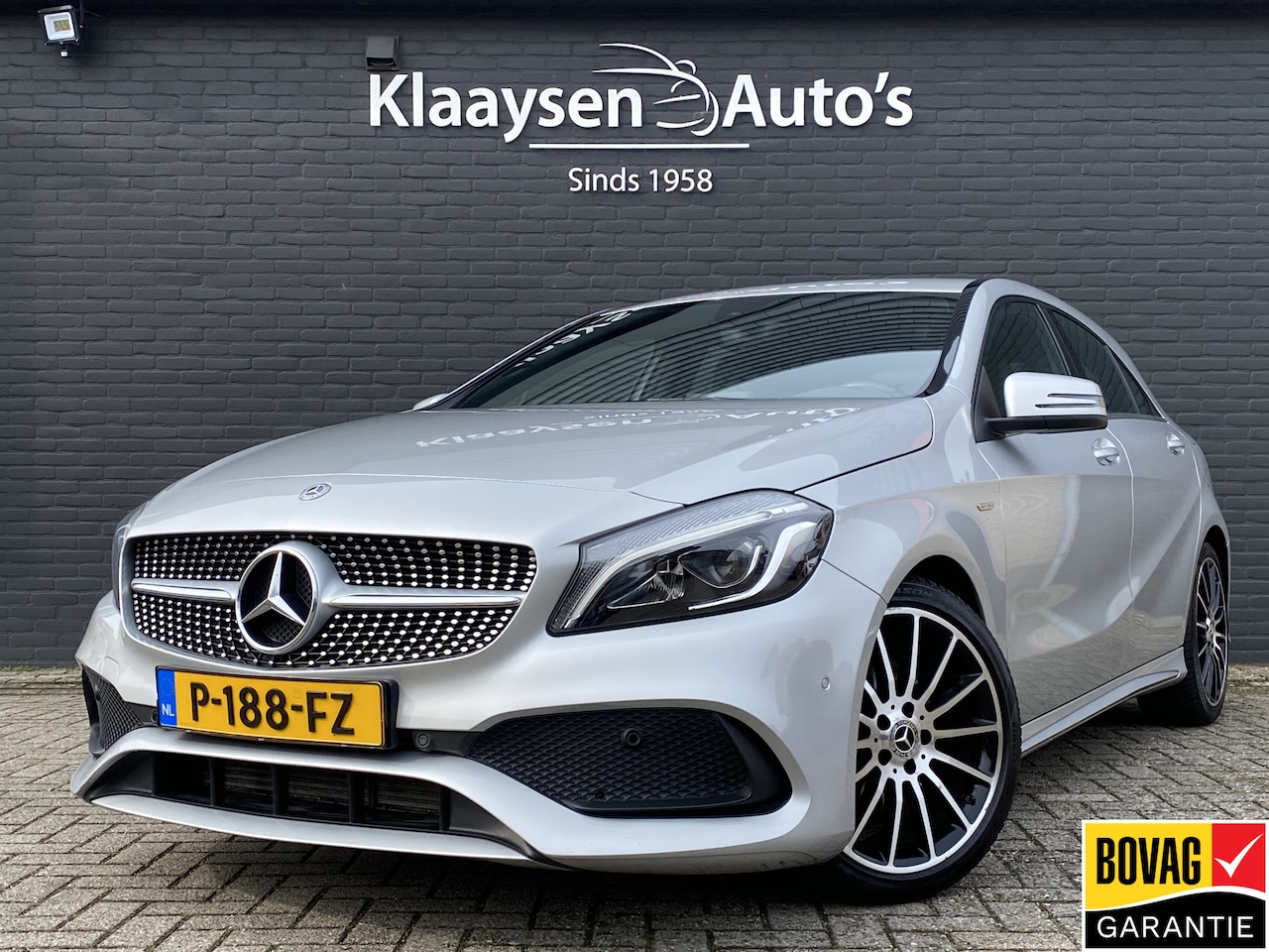 Mercedes-Benz A-klasse - 180 Business Solution AMG Edition AUT. | leder/alcantara | 18 inch AMG velgen | navigatie - AutoWereld.nl