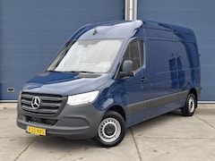 Mercedes-Benz Sprinter - 311 2.2 CDI L2H2 AIRCO / CAMERA / 3 ZITS / DEALER ONDERHOUDEN / NAVI