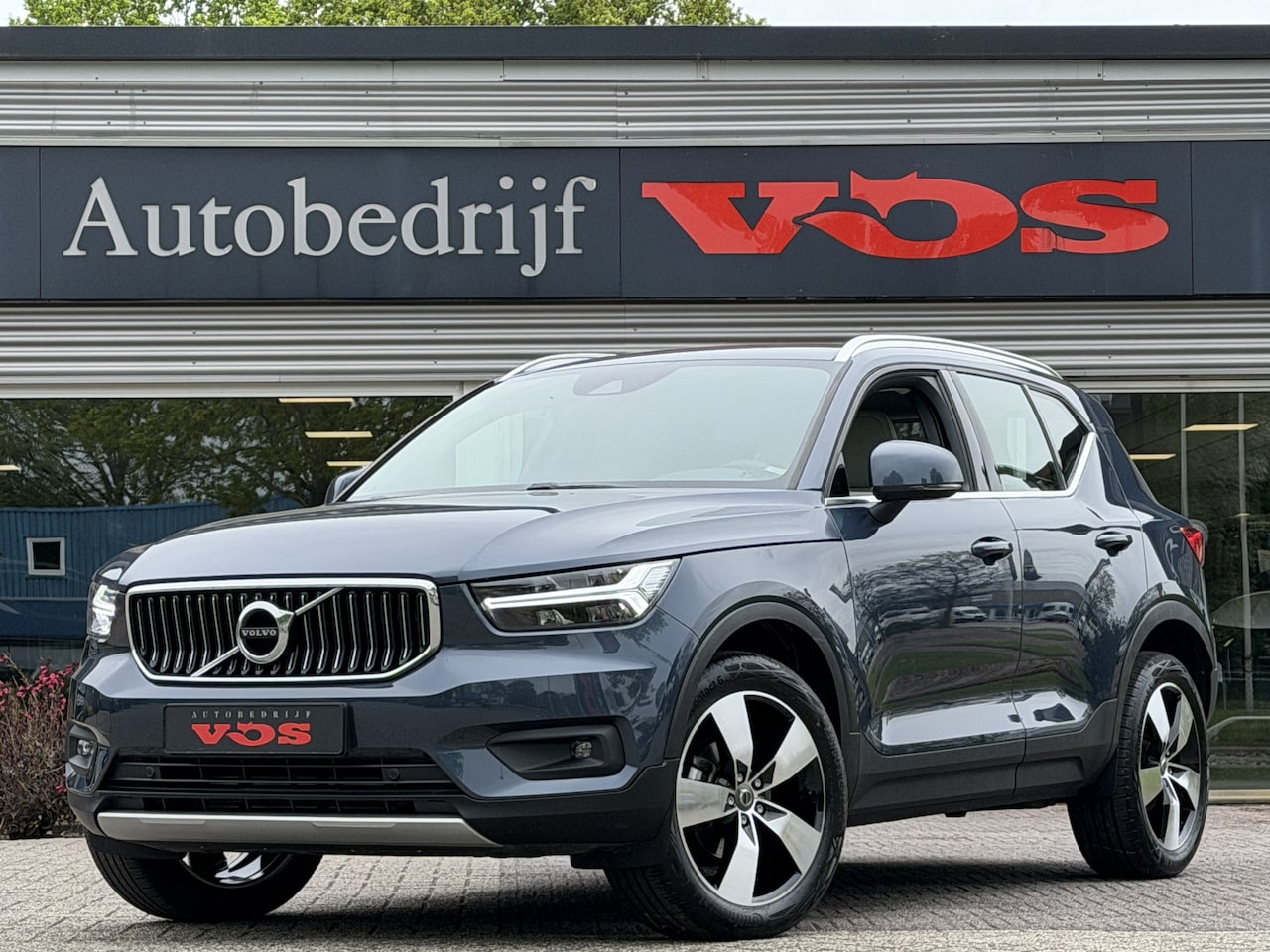 Volvo XC40 - 1.5 T3 Inscription | Leder | ACC | LED | Camera | Navi - AutoWereld.nl