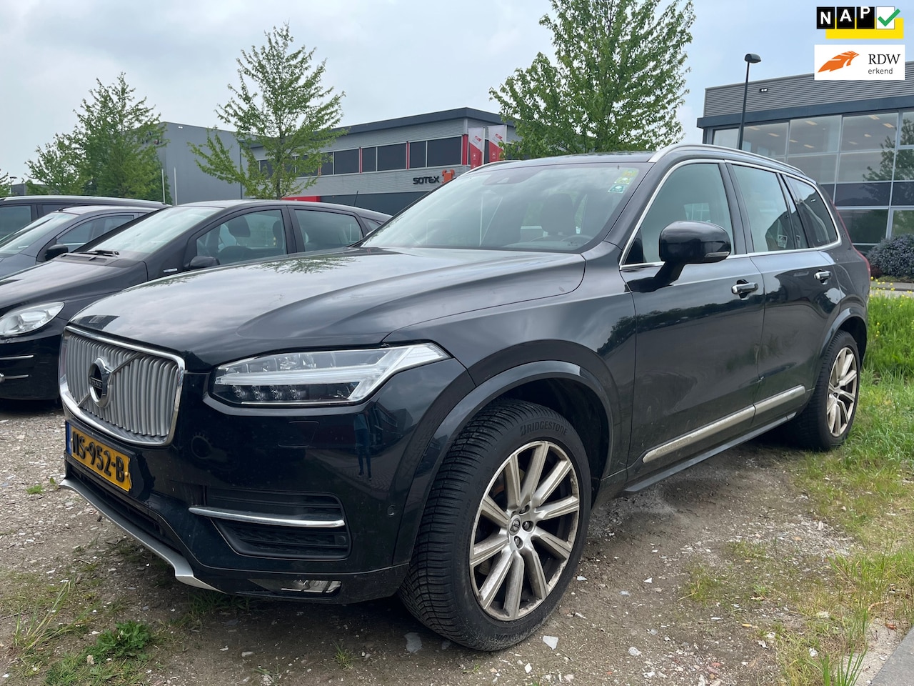 Volvo XC90 - 2.0 D5 AWD Inscription/ MOTOR DEFECT - AutoWereld.nl