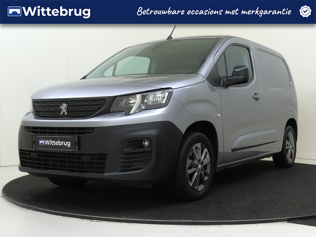 Peugeot Partner - 1.5 BlueHDi 130 EAT8 S&S L1 | Standkachel | Lichtmetalen Velgen | Navigatie | Camera | - AutoWereld.nl