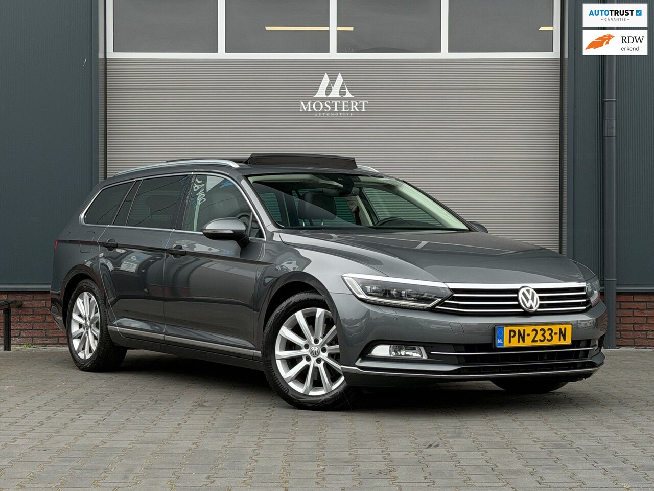 Volkswagen Passat Variant - 1.4 TSI/150pk ACT Connected Series Plus|2017|Trekhaak|Leder|Pano|Camera|2x Stoelverw.|17" - AutoWereld.nl