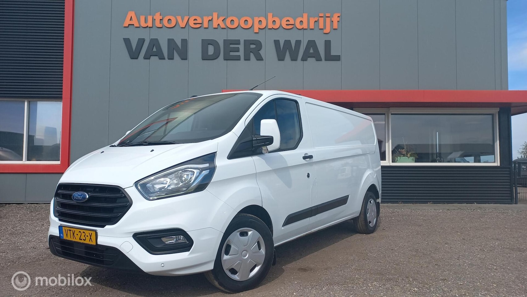 Ford Transit Custom - 300 2.0 TDCI L2H1/AIRCO/CRUISECONTROL/NAVIGATIE - AutoWereld.nl