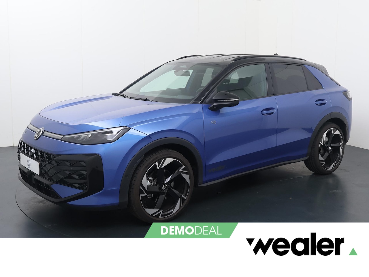 Volkswagen T-Roc - 1.5 eTsi 150pk DSG R-Line First Edition | Elektr. achterklep | Black Style | LED Matrix | - AutoWereld.nl