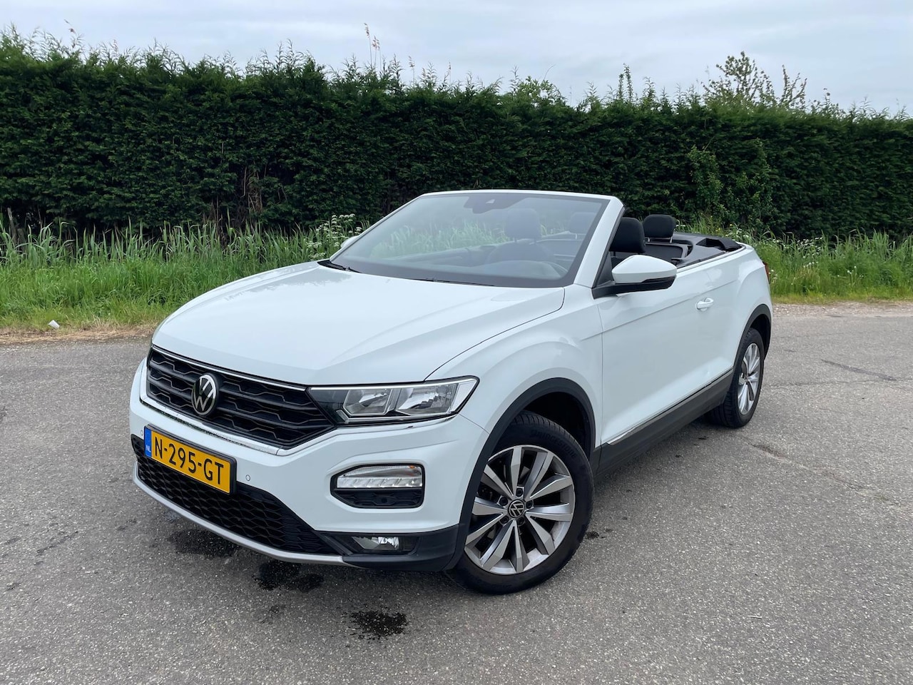 Volkswagen T-Roc Cabrio - SPORT NAVI CRUISE CONTROL - AutoWereld.nl