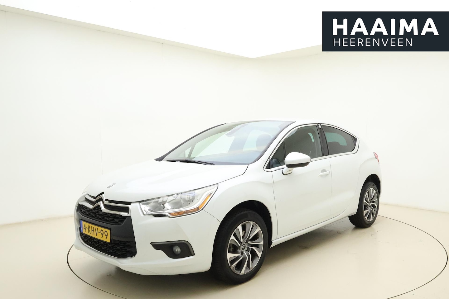Citroën DS4 - 1.6 VTi So Chic | Navigatie | Massagestoelen | Climate & Cruise Control | Leer/stof | LM-v - AutoWereld.nl