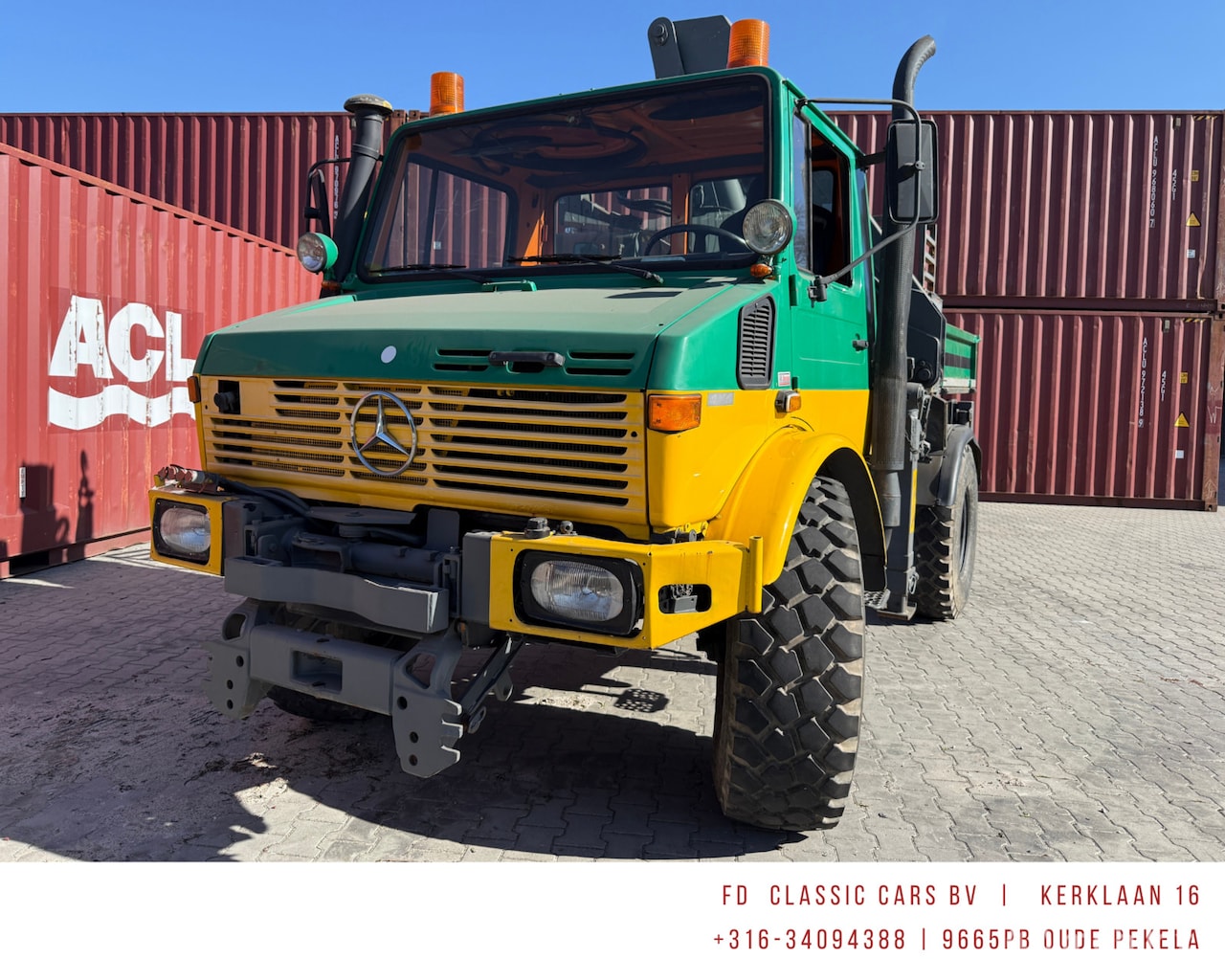 Mercedes-Benz Unimog - U1300L met autolaadkraan vrachtwagenkenteken - AutoWereld.nl