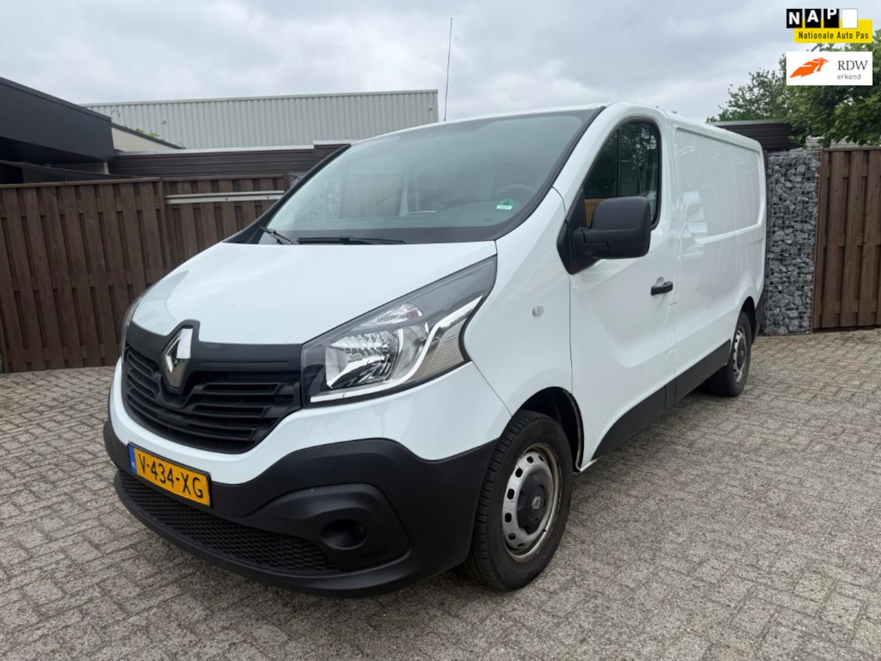 Renault Trafic - 1.6 dCi T29 L1H1 AIRCO - EXPORT - AutoWereld.nl