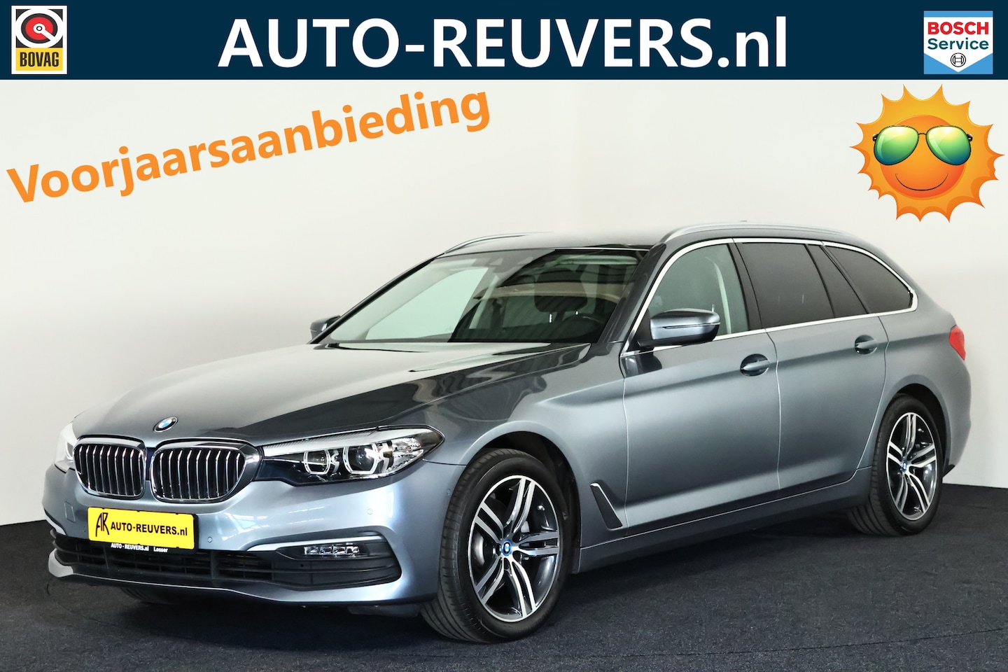 BMW 5-serie Touring - 520i / LED / Leder / CarPlay / Trekhaak / Cam - AutoWereld.nl