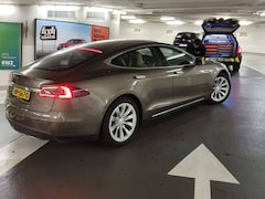 Tesla Model S - Base gratis superchargen RWD Autopilot facelift voorbumper titanium gray 2e eigenaar slechts