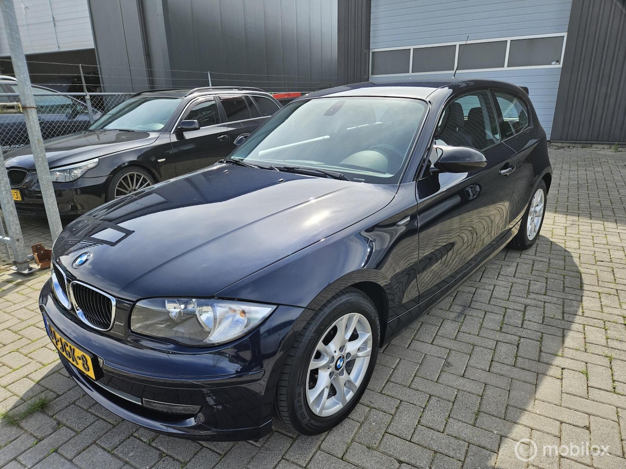 BMW 1-serie - 116i Business Line AIRCO APK 04/2027 - AutoWereld.nl