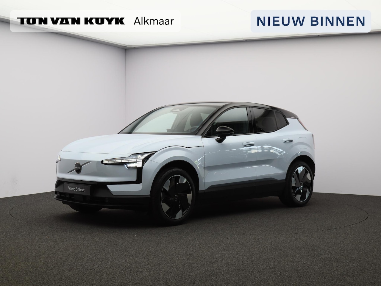 Volvo EX30 - Single Motor Extended Range Plus 69 kWh / Stoel+Stuurverwarming / Getint Glas / Harman Kar - AutoWereld.nl