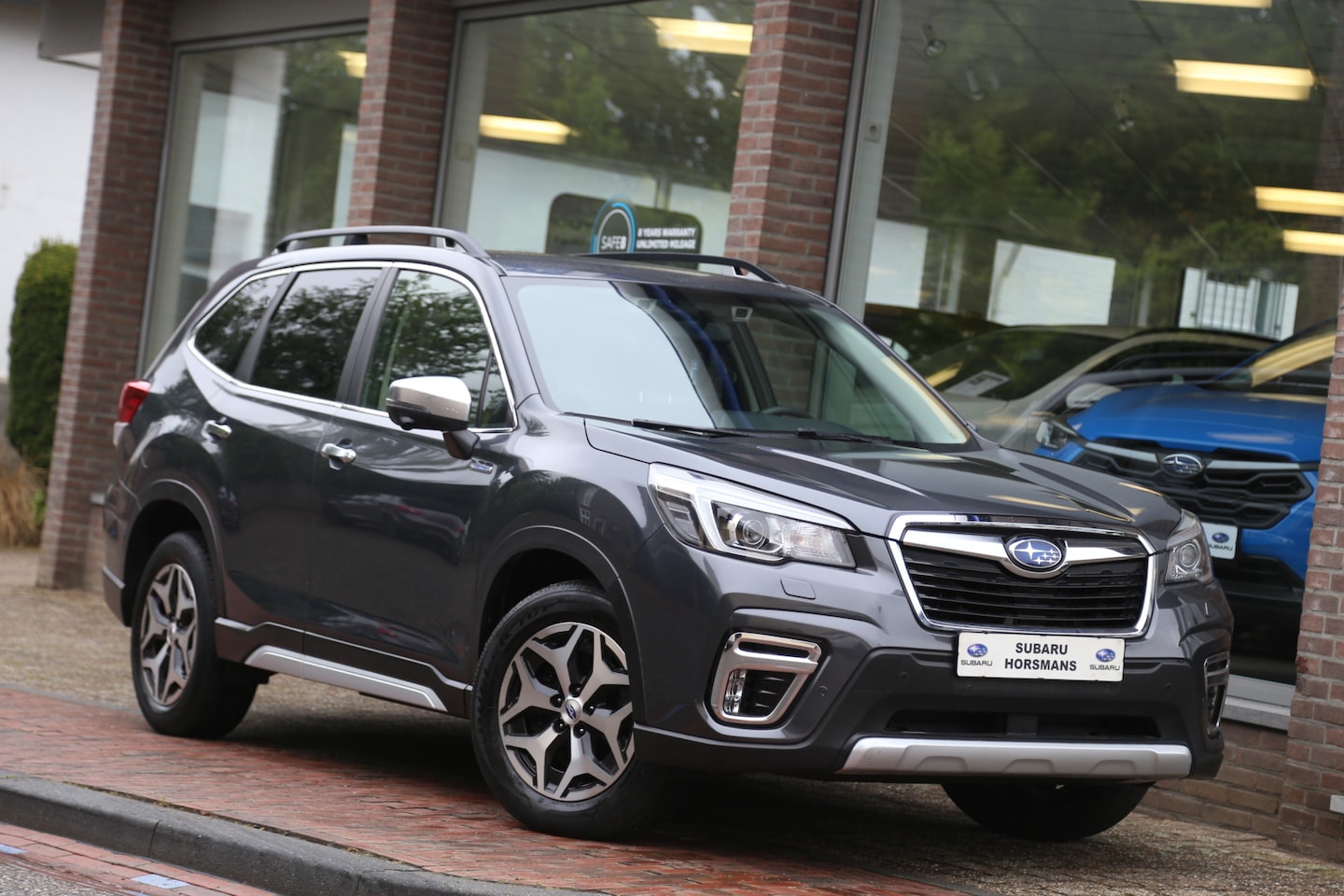 Subaru Forester - 2.0i e-BOXER AWD Comfort Navi Camera ACC El.Stoelen - AutoWereld.nl